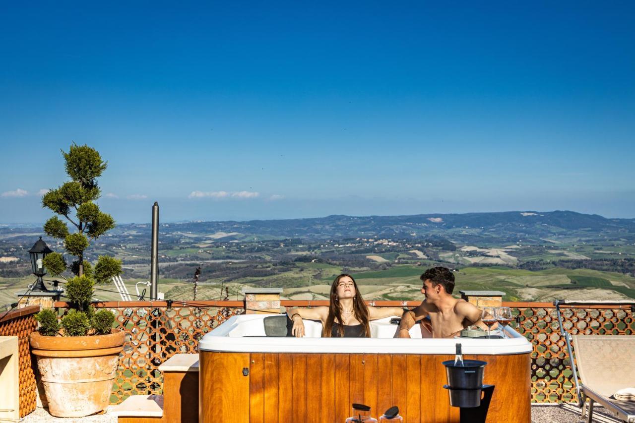 Agri Apartment La Terrazza La Ripadoro Chianni Extérieur photo