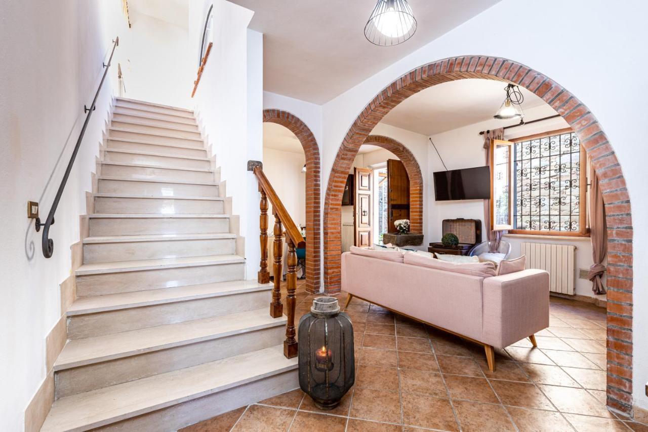 Agri Apartment La Terrazza La Ripadoro Chianni Extérieur photo